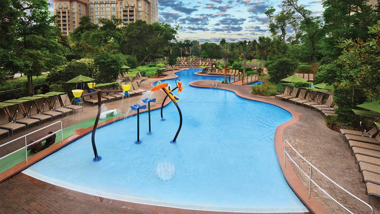 Woodsy Pool - Zero Entry Play Area